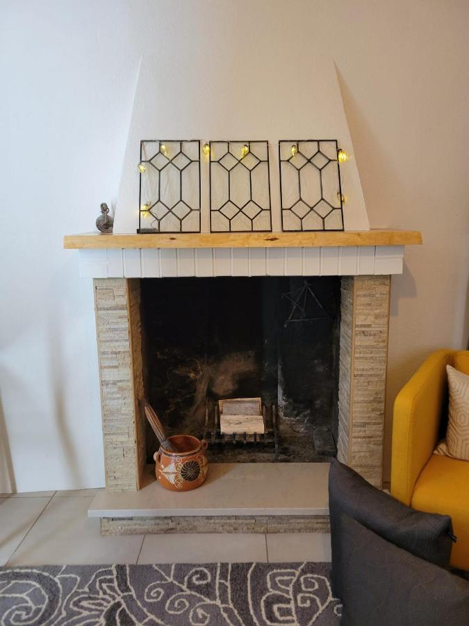 Ancient Stone 'Casa Rosa'- Sea And Mountain View Tranquil Borgo Villa Tavenna Bagian luar foto
